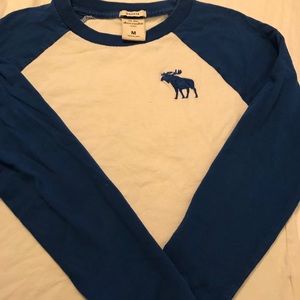 Boys long sleeve baseball style shirt